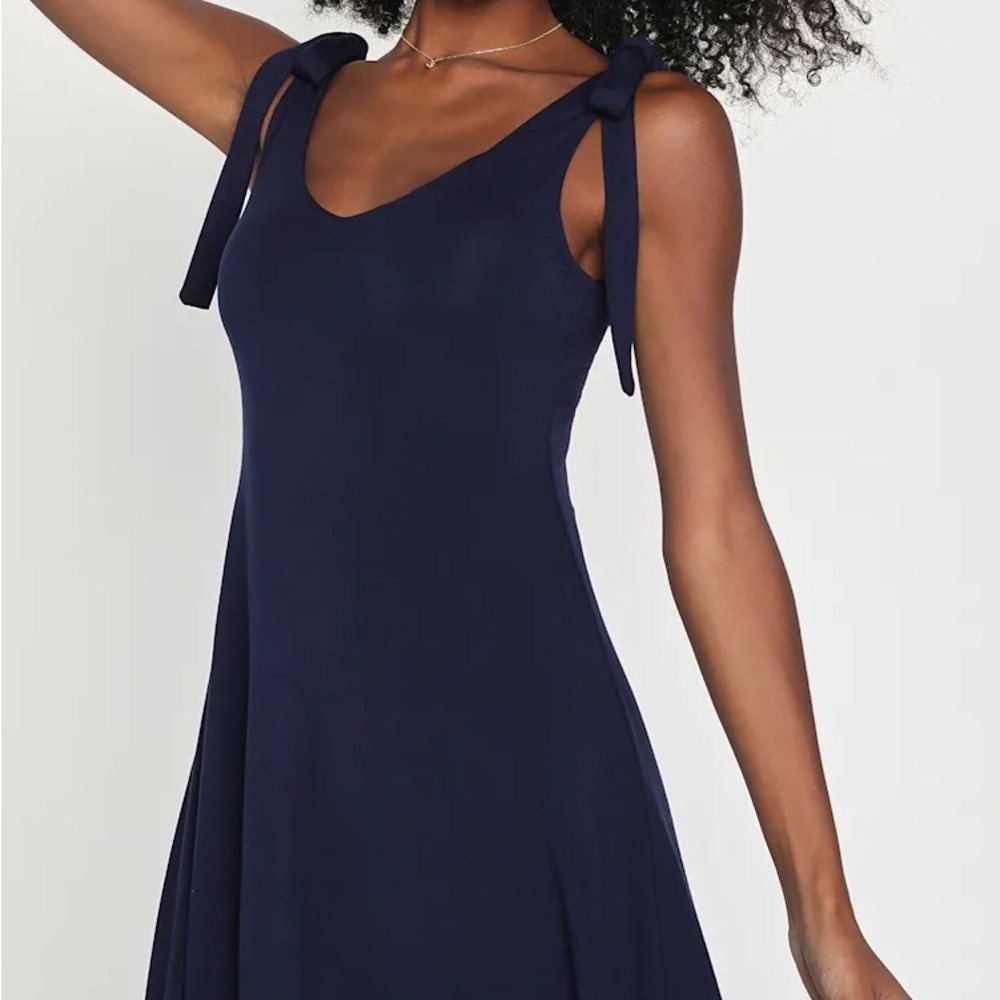 NEW Lulus Italian Villa Navy Blue V-Neck Tie-Strap Mini Dress Medium NWT